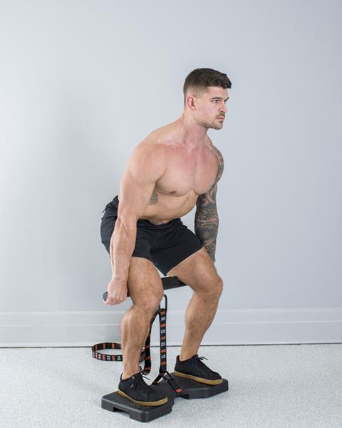 How To Build Bigger Muscles — With Only Isometrics